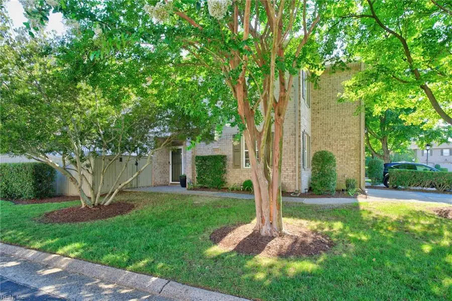 1701 Honorary Court, Virginia Beach, VA 23454 - #3