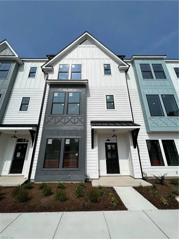 903 Bernard Lane, Chesapeake, VA 23322