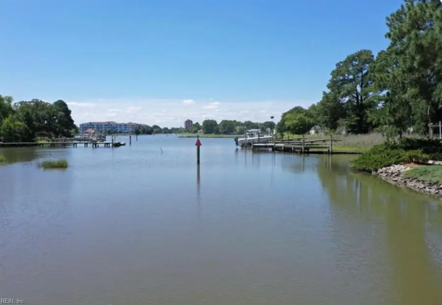 213 Regent Road, Norfolk, VA 23505 - #2