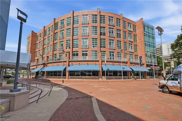 221 Market Street #328, Virginia Beach, VA 23462