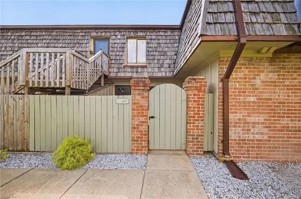 105 Saw Grass Bend, Virginia Beach, VA 23451