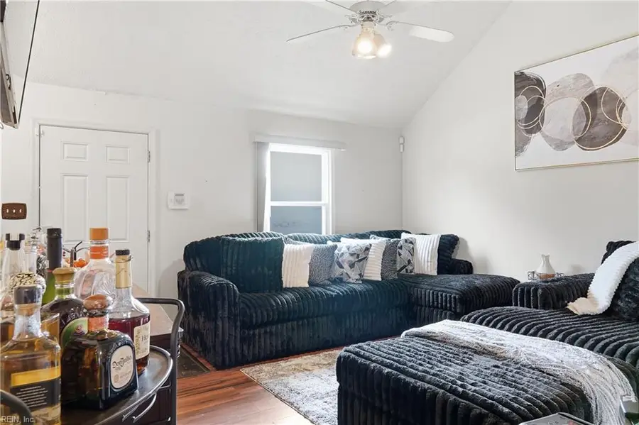 124 Sycamore Avenue, Newport News, VA 23607 - #2