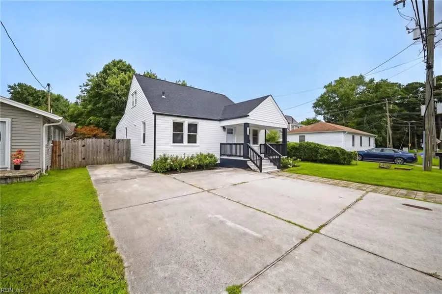 1050 Wingfield Avenue, Chesapeake, VA 23325 - #2
