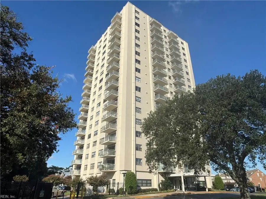 1 Crawford Parkway #1702, Portsmouth, VA 23704 - #3
