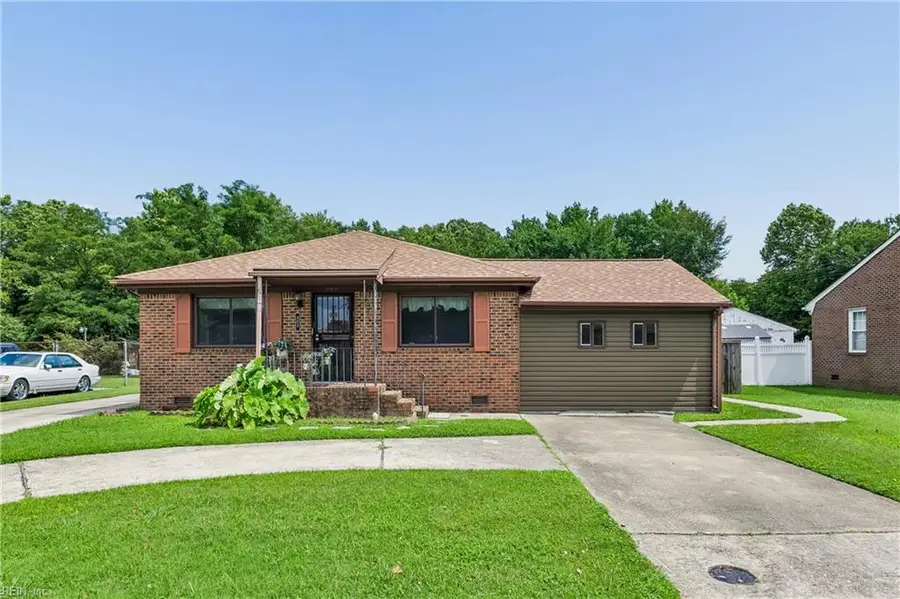 805 Portland Street, Chesapeake, VA 23324 - #2