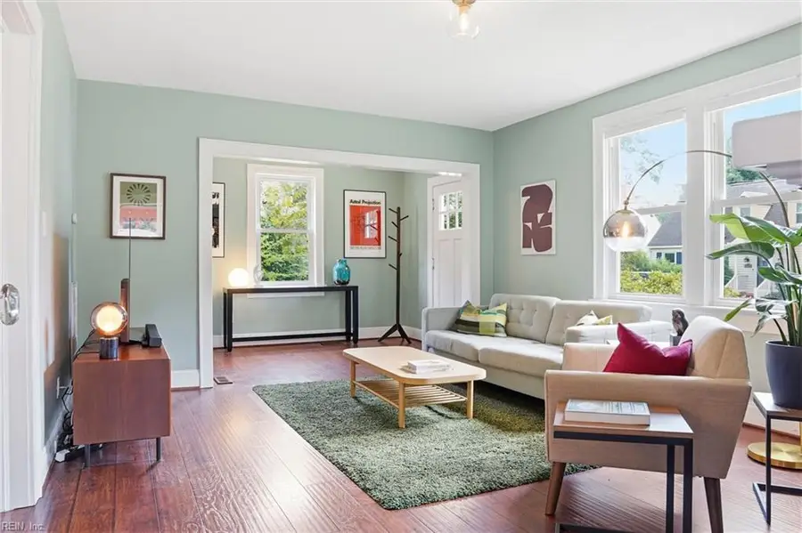 178 W Leicester Avenue, Norfolk, VA 23503 - #3
