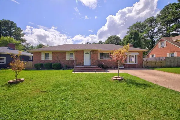 216 Shore Side Road, Chesapeake, VA 23320