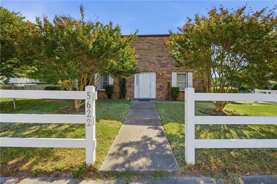 5622 Fanshaw Court, Virginia Beach, VA 23462 - #3