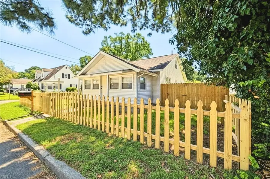 1045 Green Street, Norfolk, VA 23513 - #3