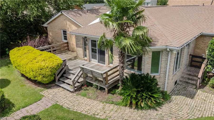 5917 Woodhaven Court, Virginia Beach, VA 23464 - #2