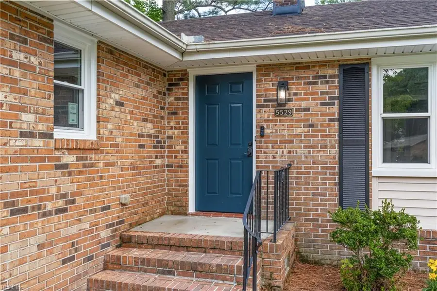 5529 S Greenefield Drive, Portsmouth, VA 23703 - #3