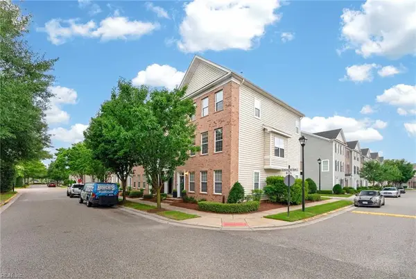 4828 Almandine Avenue, Virginia Beach, VA 23462