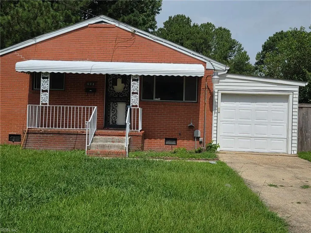 608 Edinburg Avenue, Chesapeake, VA 23324 - #1