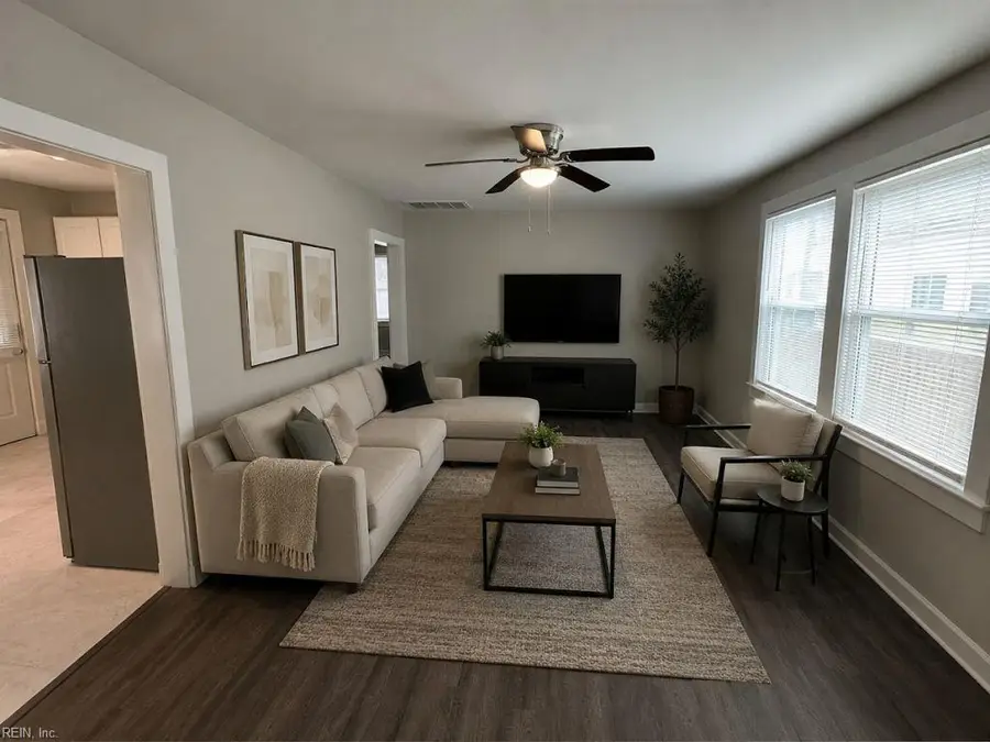 136 Mapleshade Avenue, Norfolk, VA 23505 - #2