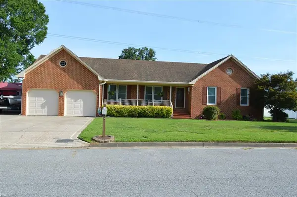 940 Saddleback Trail Road, Chesapeake, VA 23322