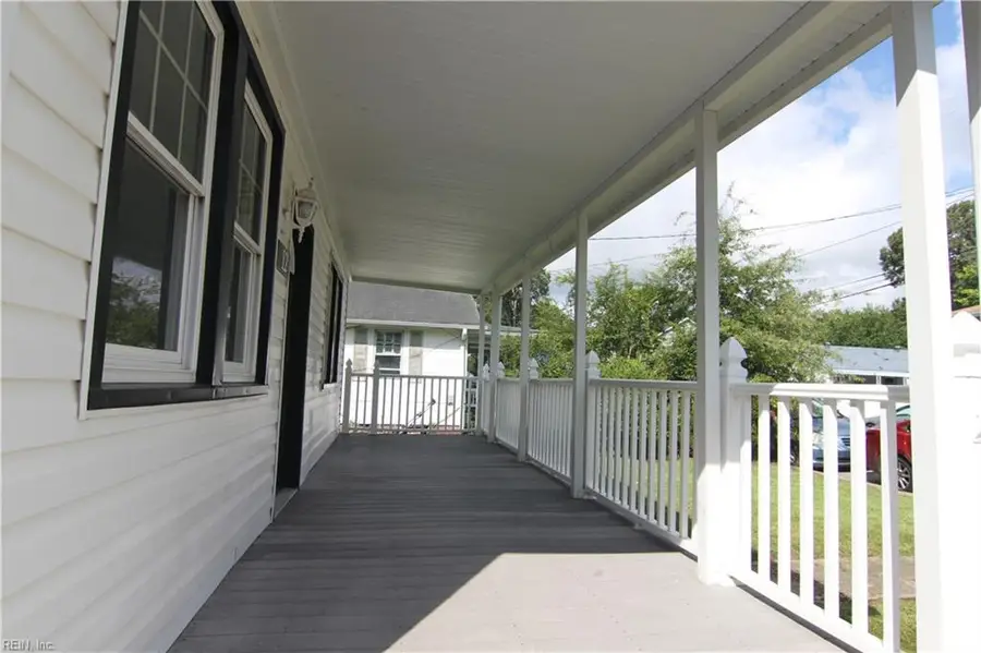 12 Oakcrest Street, Portsmouth, VA 23702 - #2
