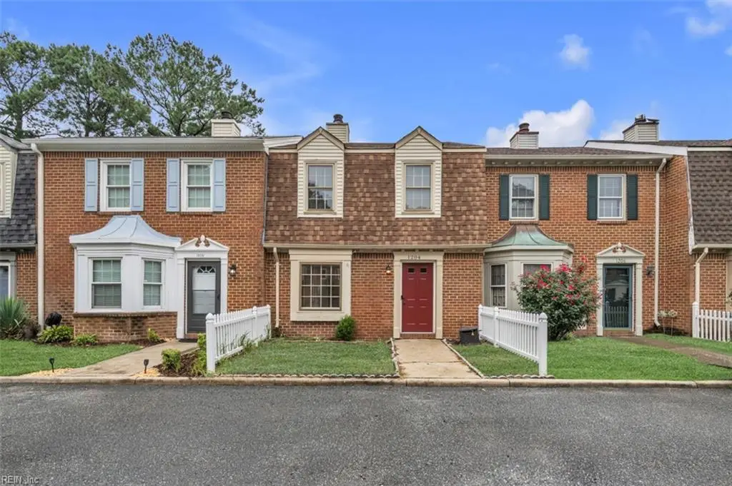 1204 Cedar Mill Square, Chesapeake, VA 23320 - #1