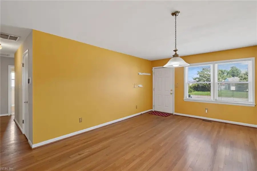 903 Thames Drive Drive, Hampton, VA 23666 - #2