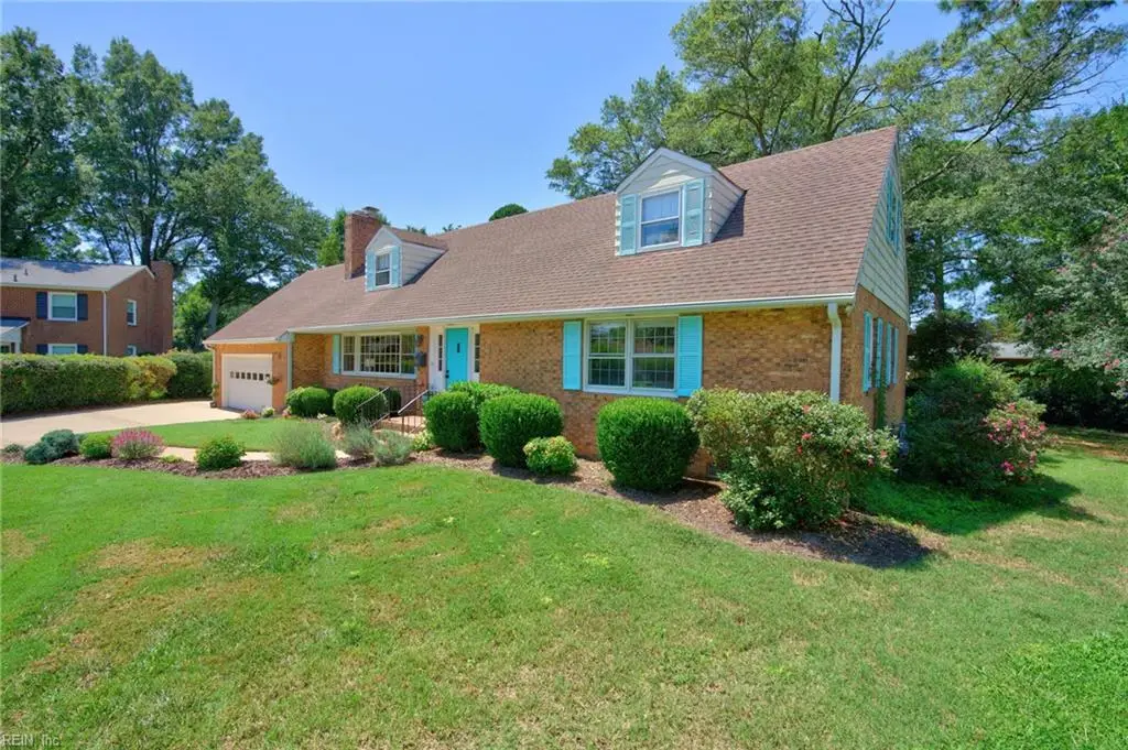 341 Wrexham Court, Hampton, VA 23669 - #1