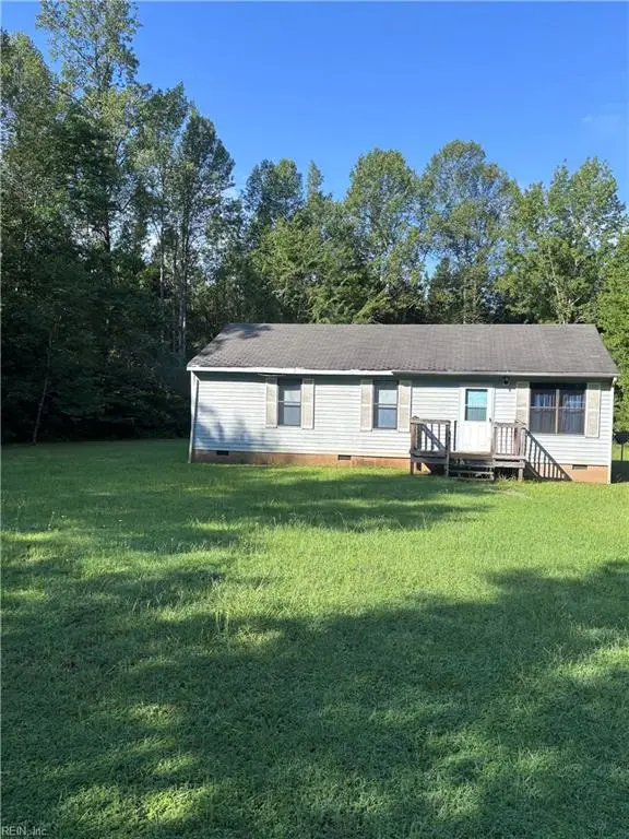 6046 Drunkard Road, Amelia Court House, VA 23002