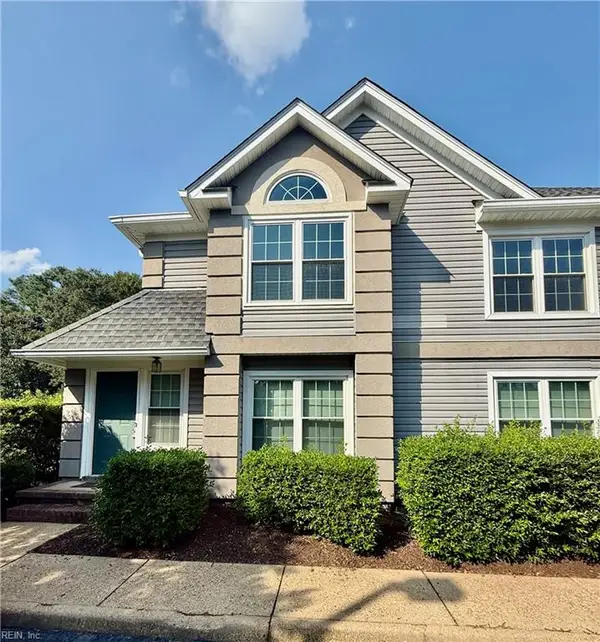 516 Rue Marseille, Chesapeake, VA 23320