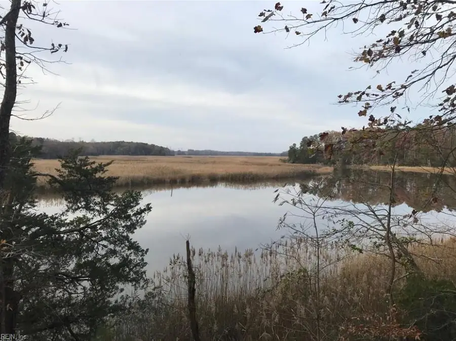 2561 Fort Huger Drive, Smithfield, VA 23430 - #2