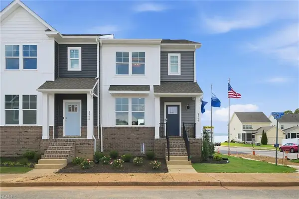 2346 Somerset Way, Hayes, VA 23072