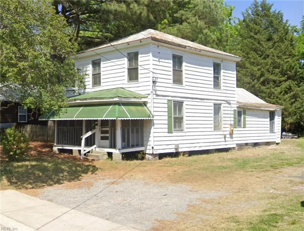 210 N 4th St, Suffolk, VA 23434 - #1