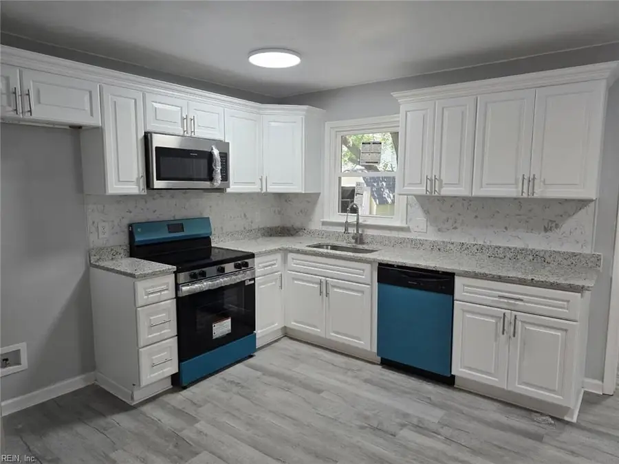 904 Mckinley Avenue, Chesapeake, VA 23324 - #3