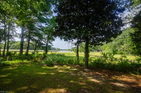1285 River Oaks Drive, Norfolk, VA 23502