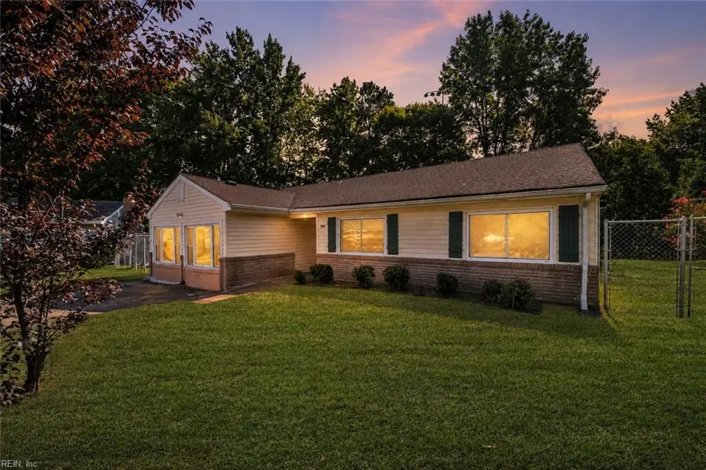 700 Saxon Court, Chesapeake, VA 23323 - #1
