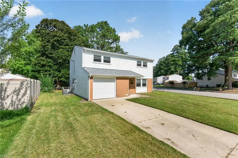 208 Lowden Hunt Drive, Hampton, VA 23666 - #2
