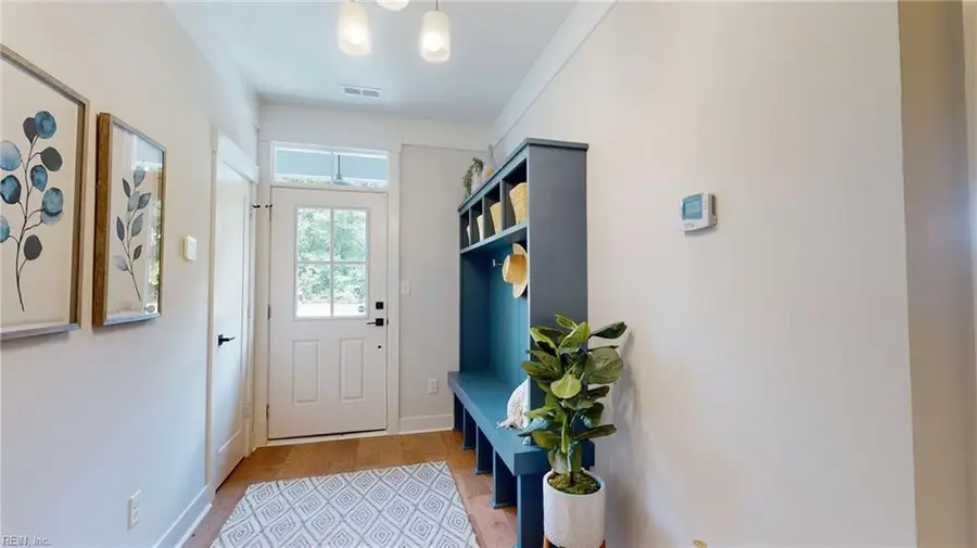 916 Jennings Ln, Chesapeake, VA 23322 - #2