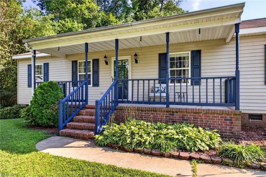 102 Butlers Pointe Ln, Smithfield, VA 23430 - #2