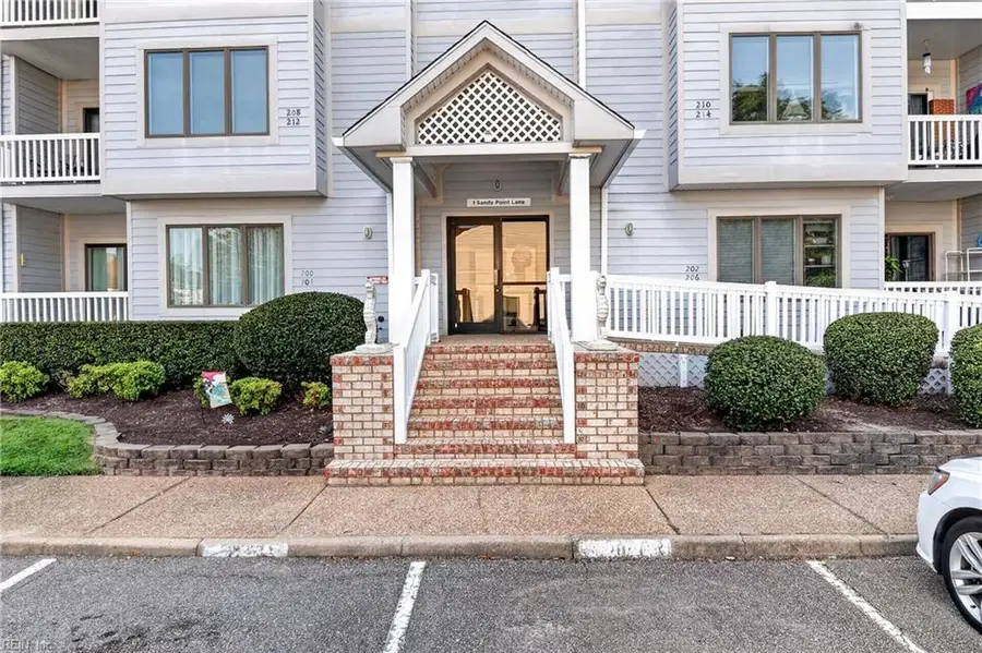 1 Sandy Point Lane Lane #216, Chesapeake, VA 23320 - #3