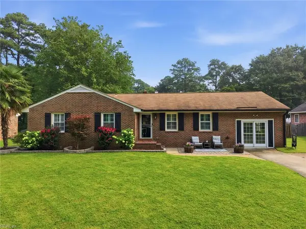 2813 Meadow Wood E Drive, Chesapeake, VA 23321