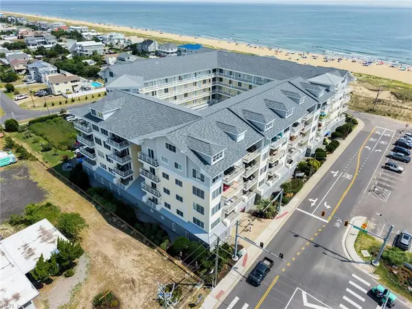 204 Sandbridge Road #302, Virginia Beach, VA 23456