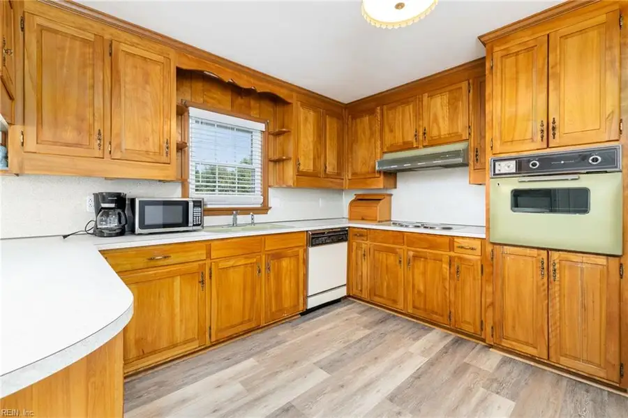 303 Miles Circle, Emporia, VA 23847 - #3