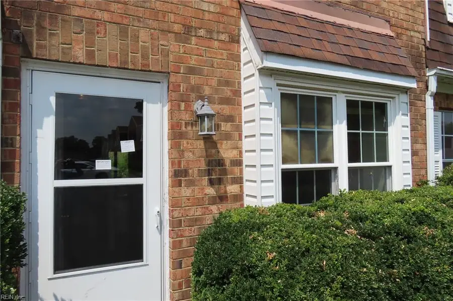 2712 Conrad Avenue #3, Chesapeake, VA 23323 - #2