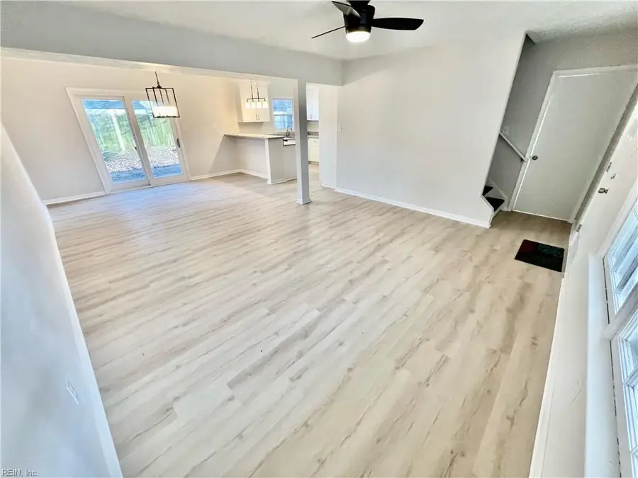 17 Sandy Lake Drive, Hampton, VA 23666 - #3