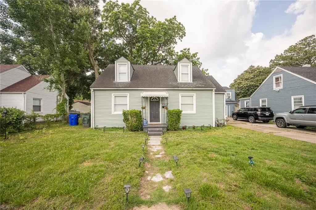 3517 Pamlico Circle, Norfolk, VA 23513 - #1