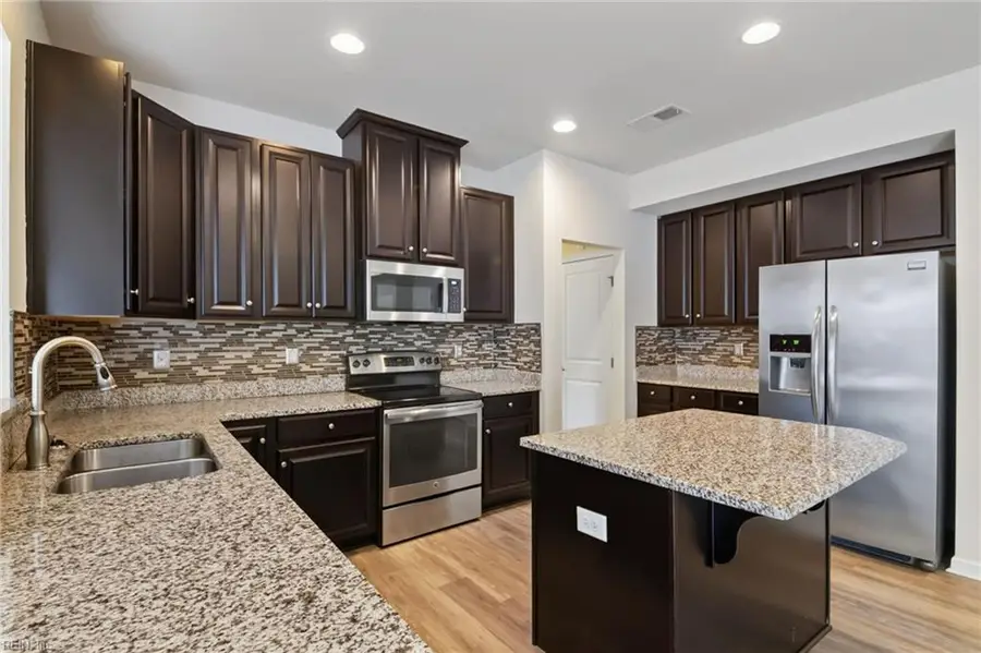1617 Banff Court, Chesapeake, VA 23320 - #2