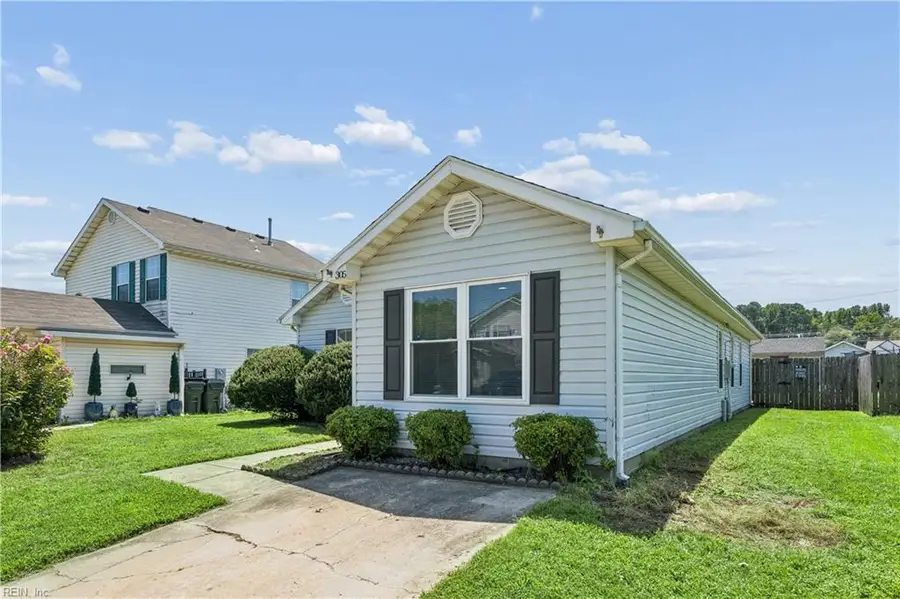 305 Greenfield Crescent, Suffolk, VA 23434 - #3
