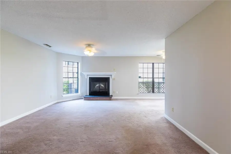 407 Harbour Point #104, Virginia Beach, VA 23451 - #3