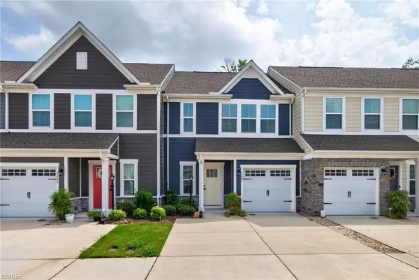 1605 Redwing Arch, Chesapeake, VA 23322