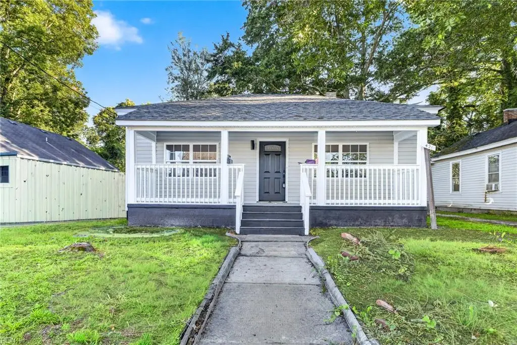 421 Jackson Street, Suffolk, VA 23434 - #1