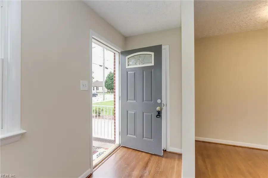 925 South Avenue, Newport News, VA 23605 - #2
