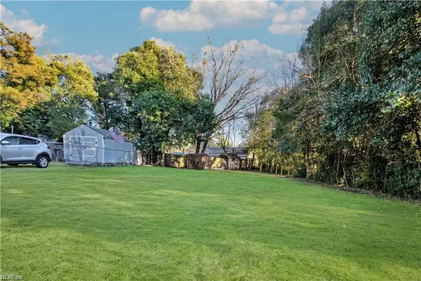 54 Harris Rd Road, Portsmouth, VA 23702