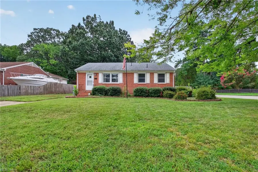 130 Albany Drive, Hampton, VA 23666 - #2