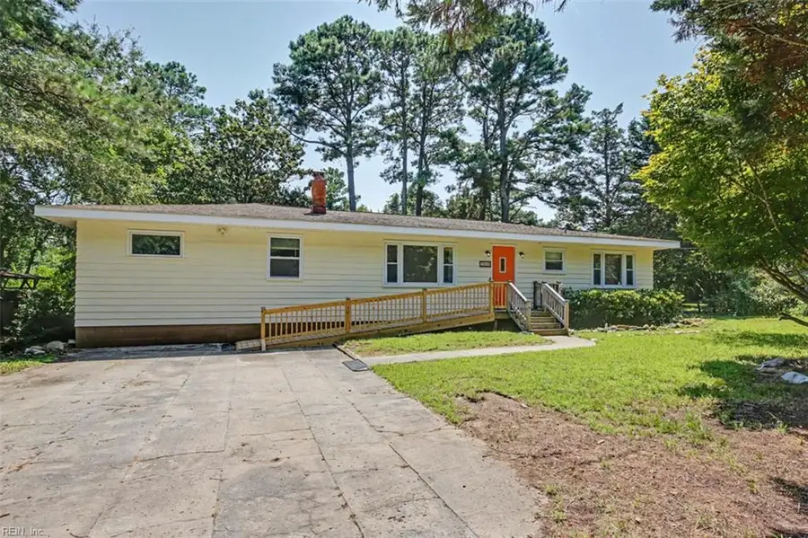 7042 East View Road, Hayes, VA 23072 - #2